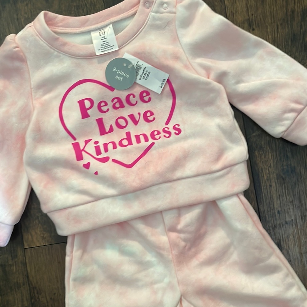 NWT 🫶🏼 BABY GAP PINK TIE DYE SET 6-12 MONTH